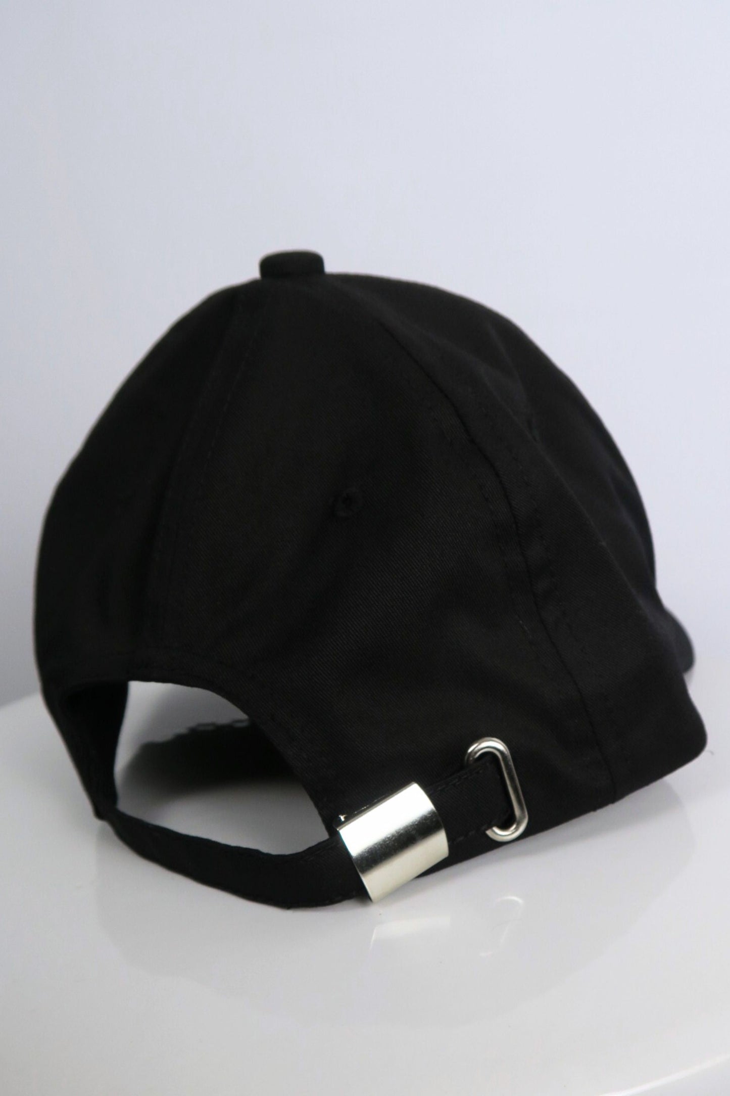 Casquette noire coton brodée Midnite