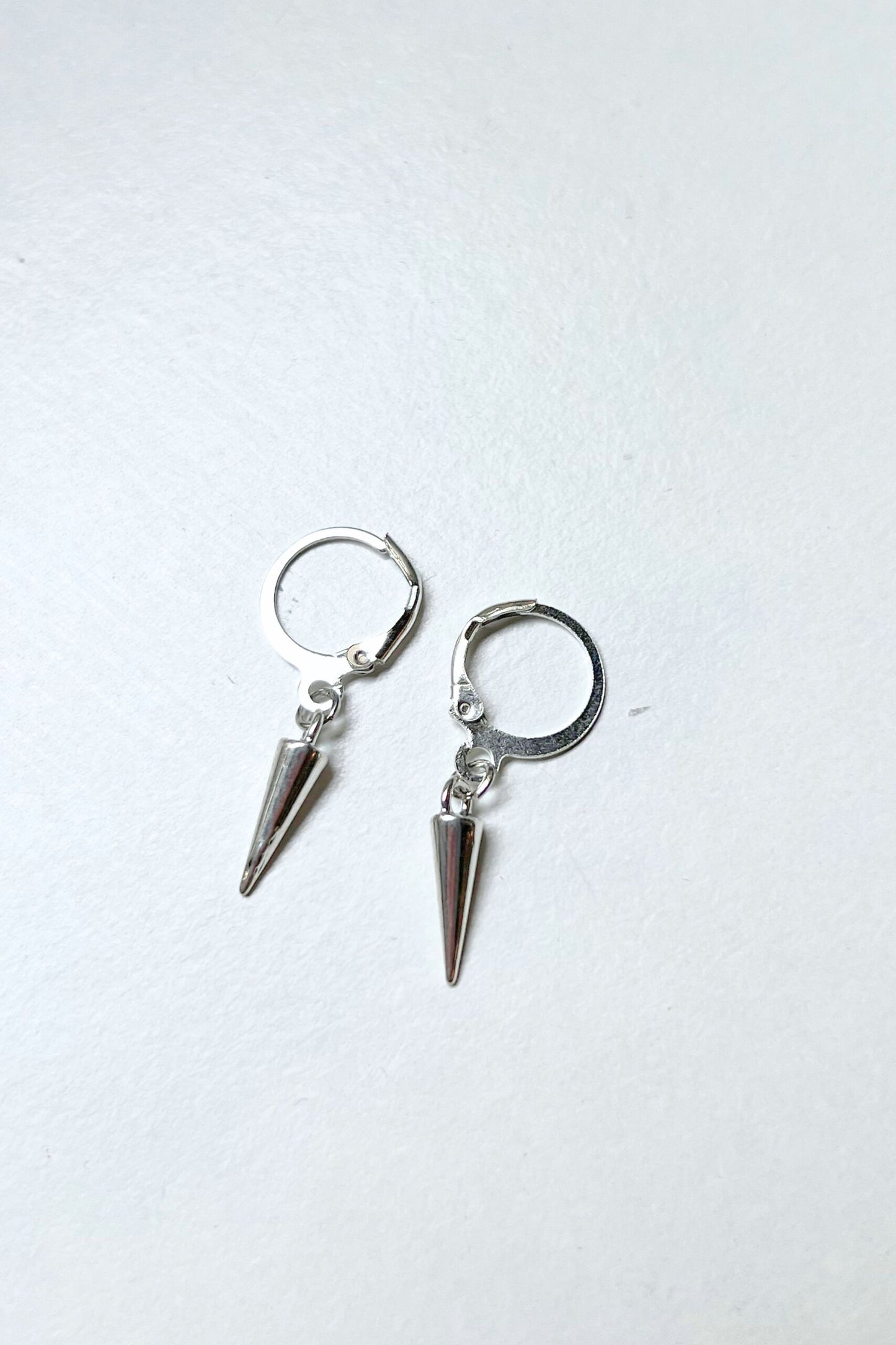 boucles d'oreilles midnite pointe techno argent acier inoxydable femme homme summer festival mushroom luxe