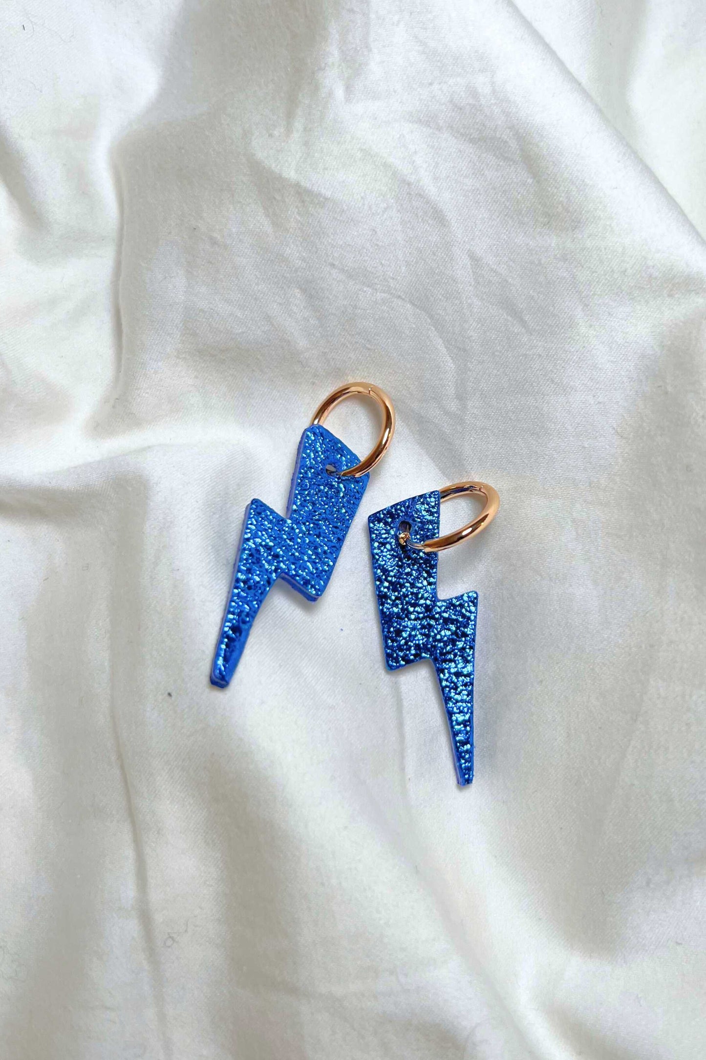 boucles d'oreilles cuir soiree festival bleu bijoux femme paillettes
