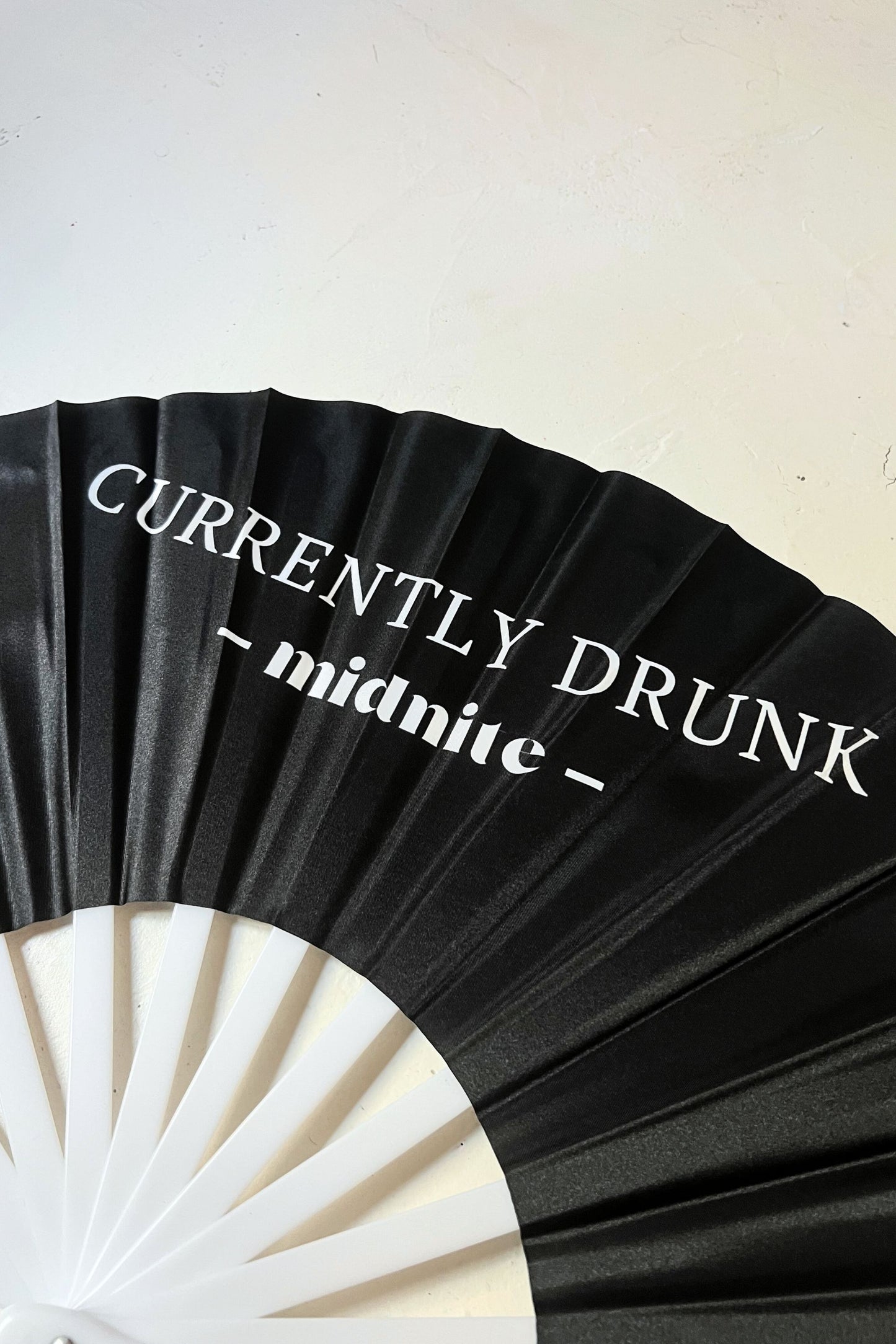 eventail fan midnite soiree noir mauve violet xxl style fete rave techno electro noir champignon muschroom bleu nuit drunk