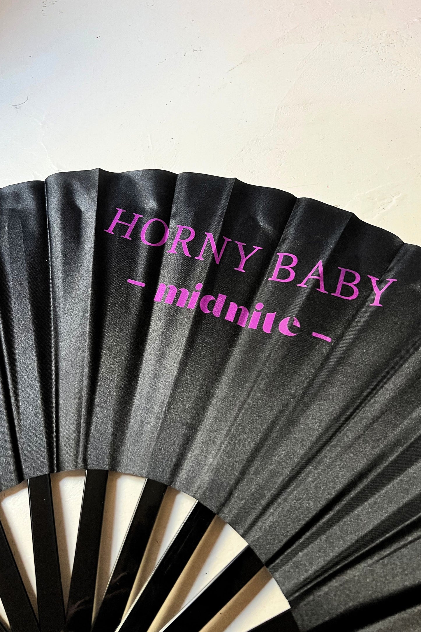 eventail fan midnite soiree noir mauve violet xxl style fete rave techno electro noir champignon muschroom bleu nuit horny hot