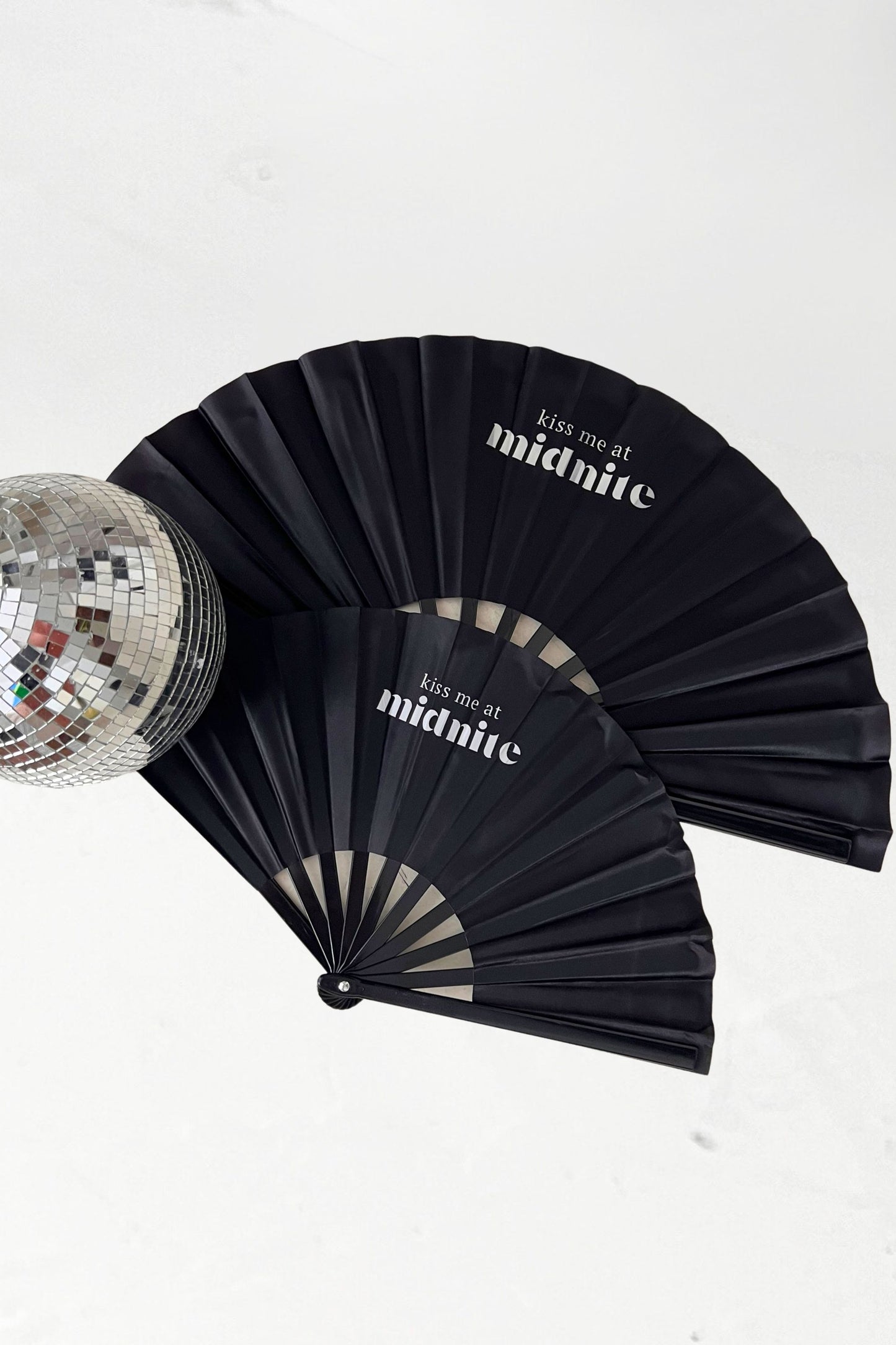 Eventail Midnite Kiss (Medium)