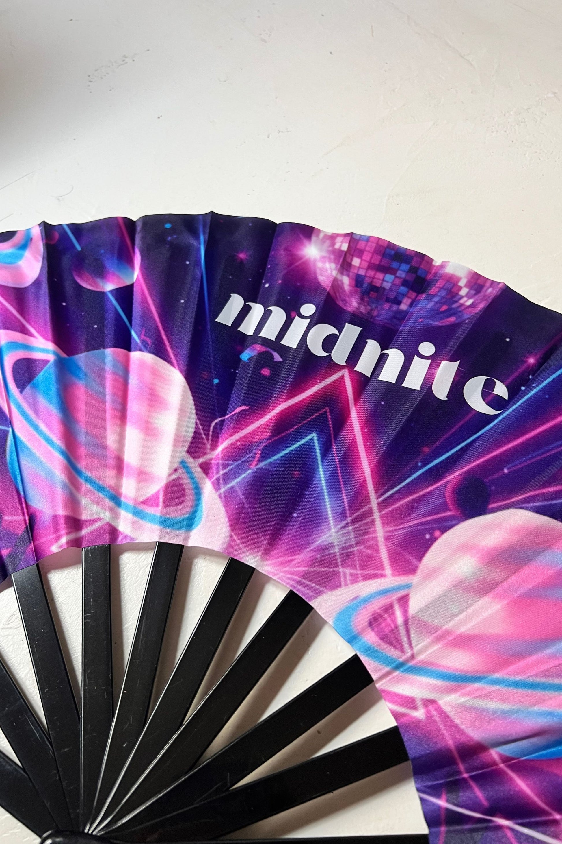 eventail fan midnite soiree noir mauve violet xxl style fete rave techno electro noir champignon muschroom bleu nuit DJ