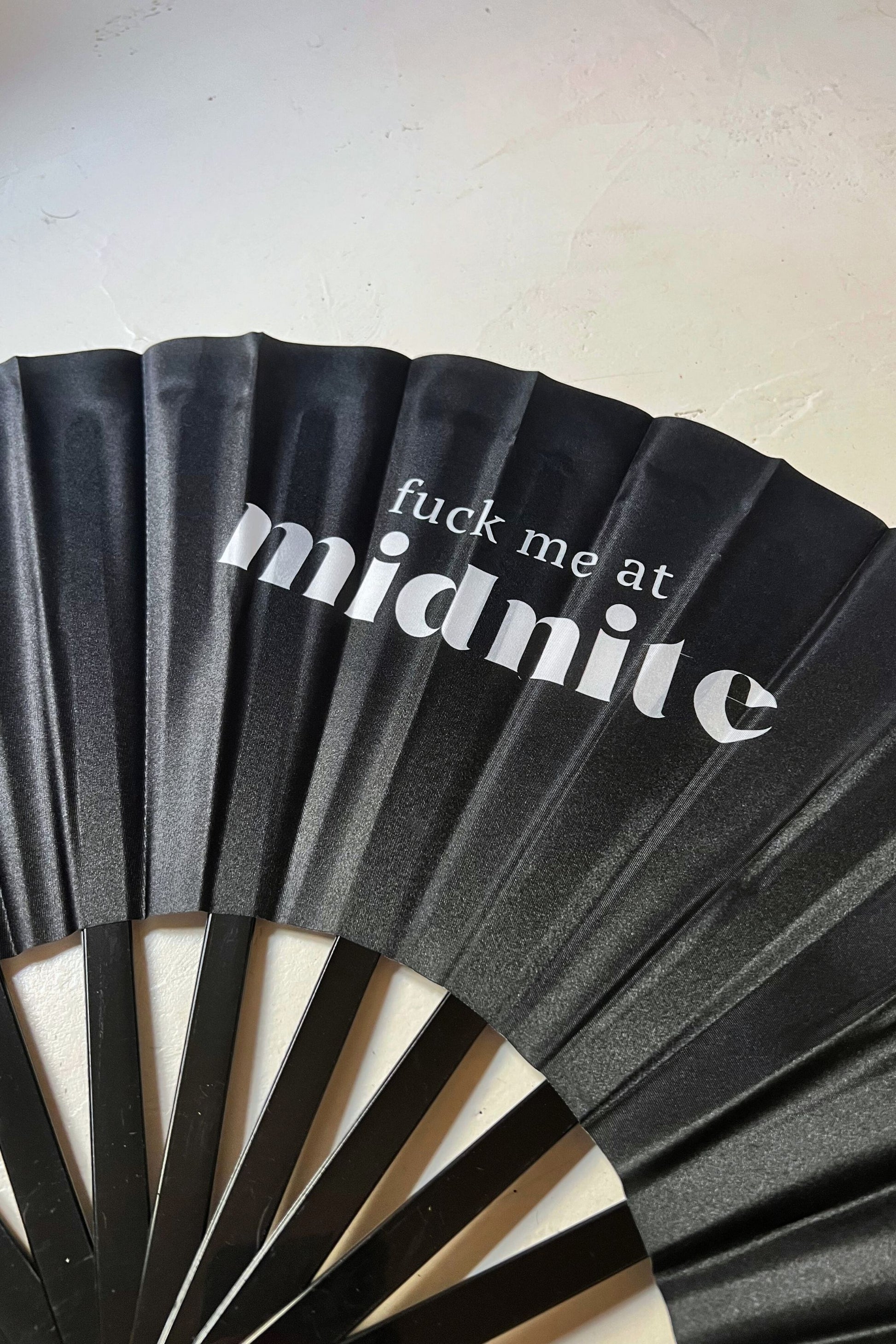 eventail fan midnite soiree noir mauve violet xxl style fete rave techno electro noir champignon muschroom bleu nuit hot