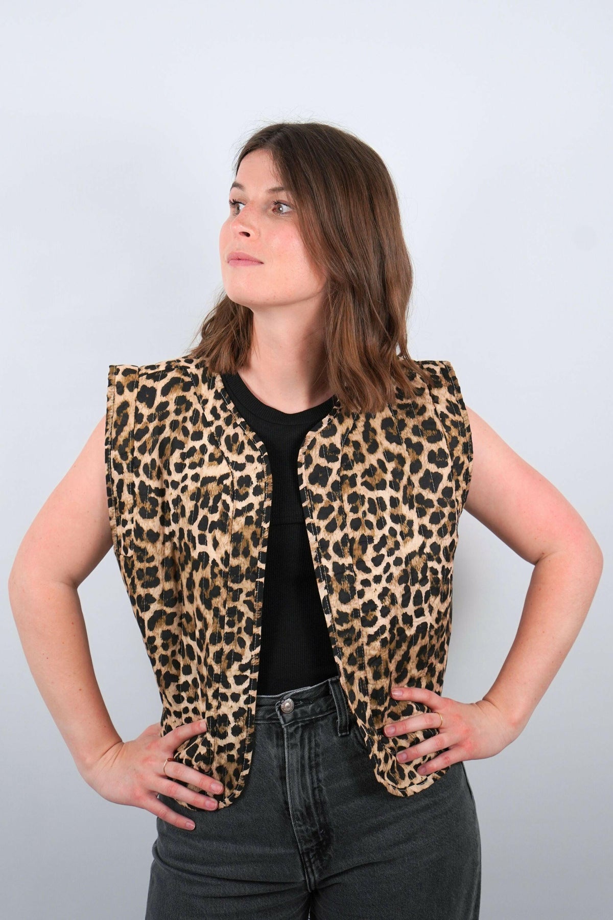 GORGLITTER Gilet matelassé léger pour femme - Gilet léopard sans manches avec nœud - Veste matelassée - Veste d'hiver, Moka marron., M GORGLITTER Gilet matelassé léger pour femme - Gilet léopard sans manches avec nœud - Veste matelassée - Veste d'hiver, Moka marron., M